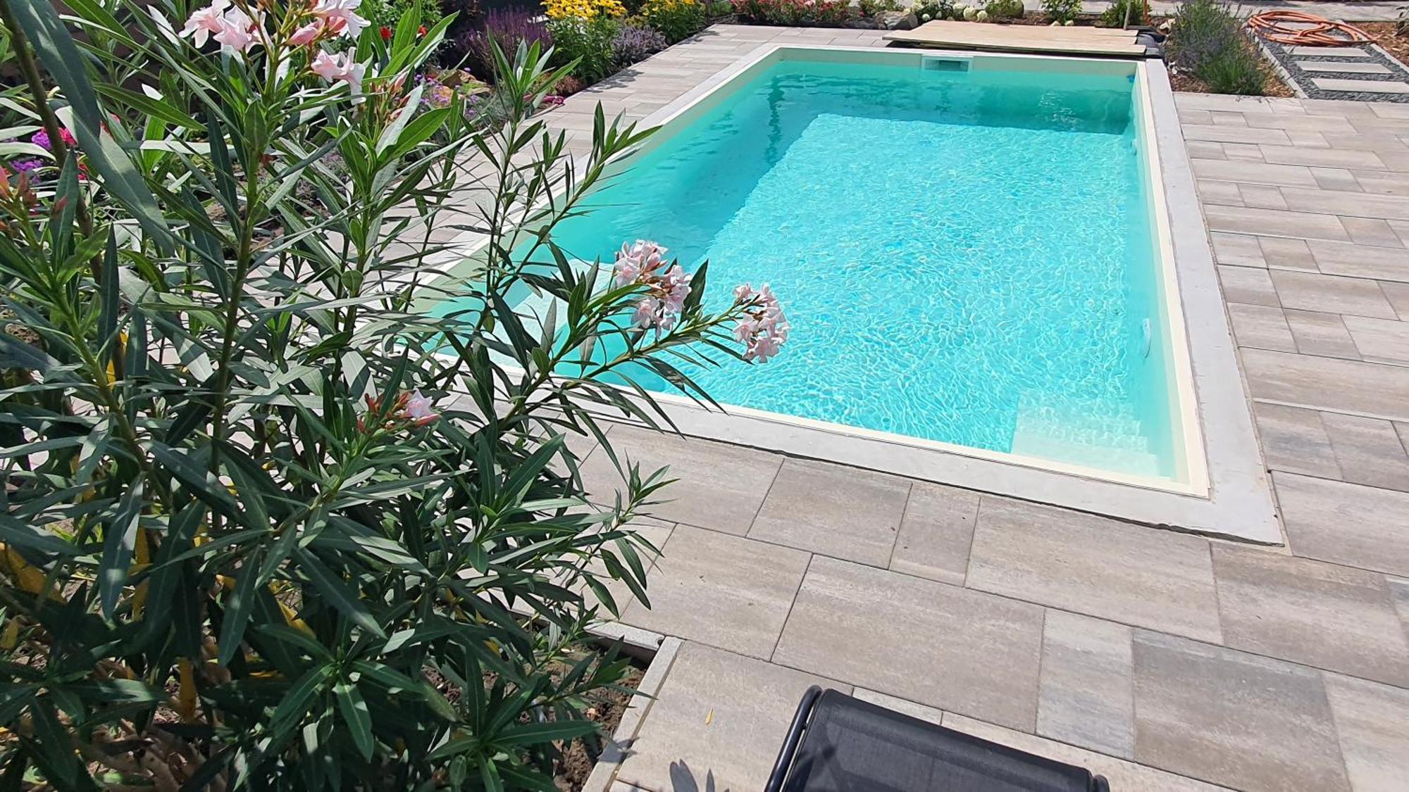 Velence Lakeside Pool House المظهر الخارجي الصورة